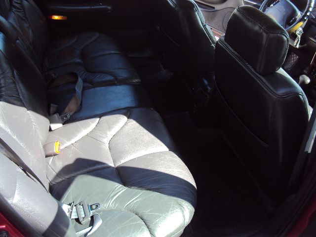 Chrysler LHS 1997 photo 3