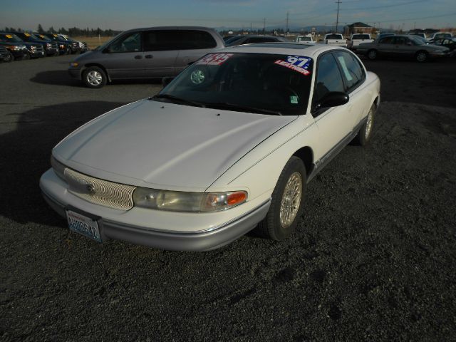 Chrysler LHS 1997 photo 4
