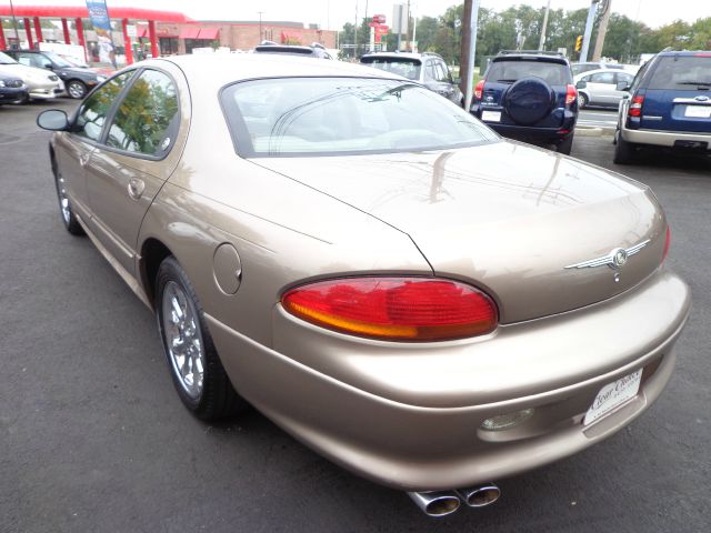 Chrysler LHS 1999 photo 2