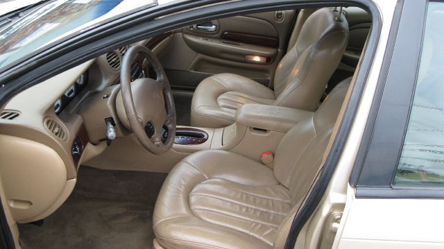 Chrysler LHS 1999 photo 3