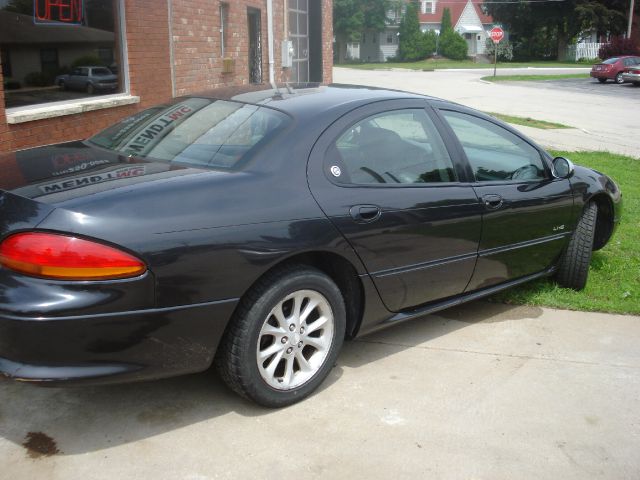 Chrysler LHS 1999 photo 2