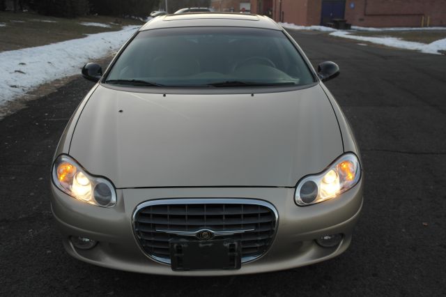 Chrysler LHS 1999 photo 1