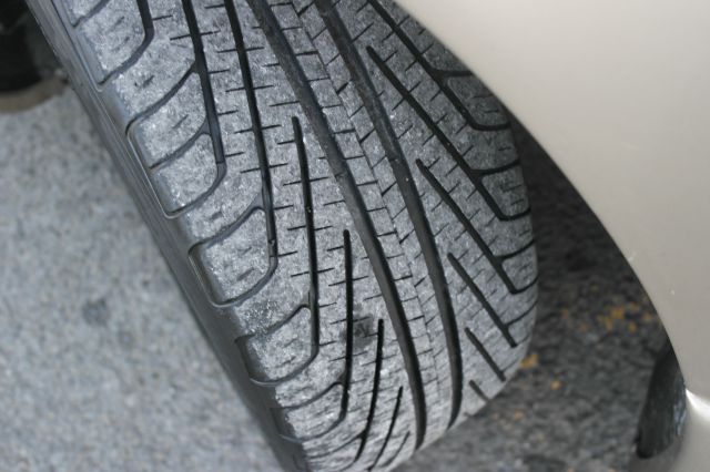 Chrysler LHS 1999 photo 3