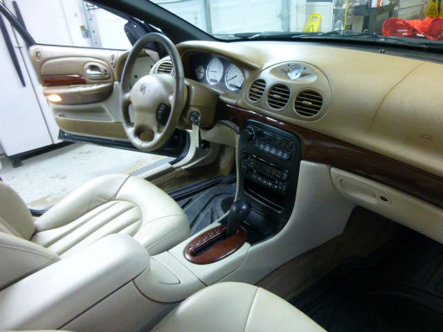 Chrysler LHS 1999 photo 6