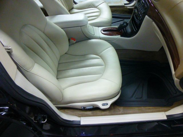 Chrysler LHS 1999 photo 9