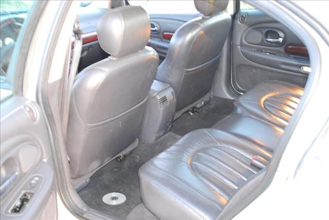 Chrysler LHS 1999 photo 4