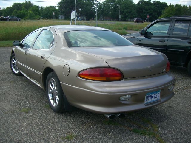 Chrysler LHS 2000 photo 3