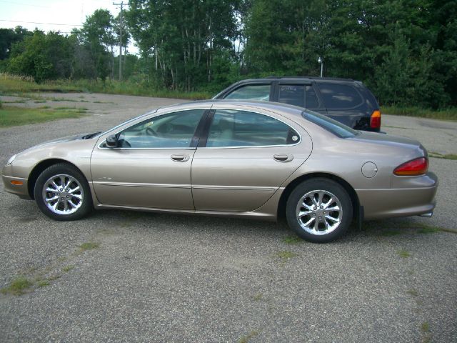 Chrysler LHS 2000 photo 4