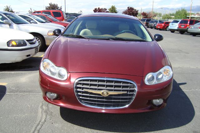 Chrysler LHS 2000 photo 3