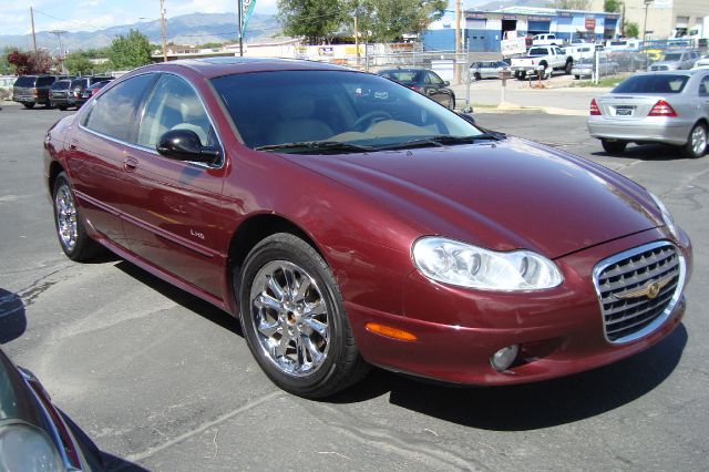 Chrysler LHS 2000 photo 6