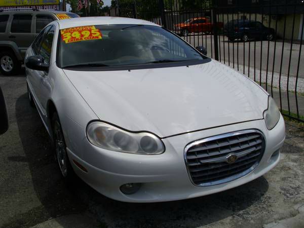 Chrysler LHS 2001 photo 4