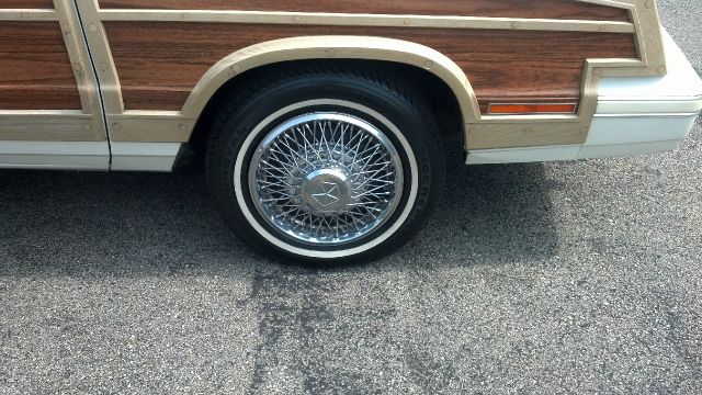 Chrysler Lebaron 1983 photo 2