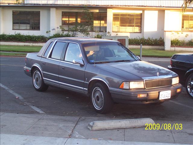 Chrysler Lebaron 1990 photo 1