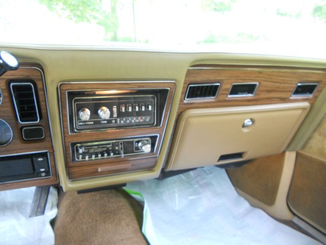 Chrysler Newport 1981 photo 6