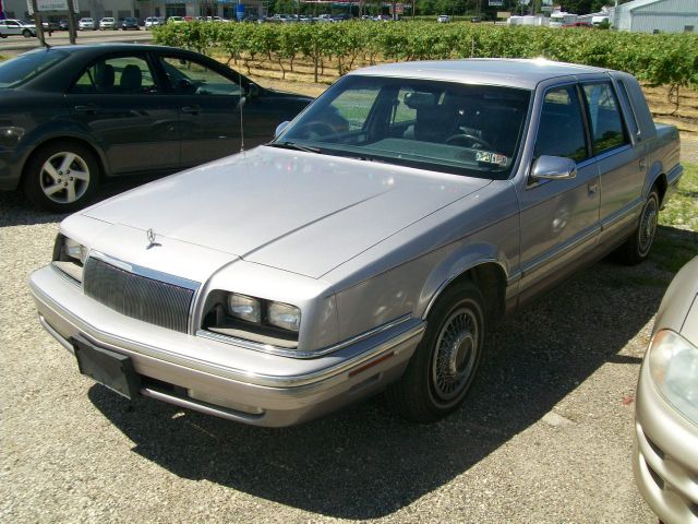 Chrysler New Yorker 1992 photo 8