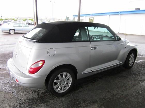 Chrysler PT 2006 photo 2