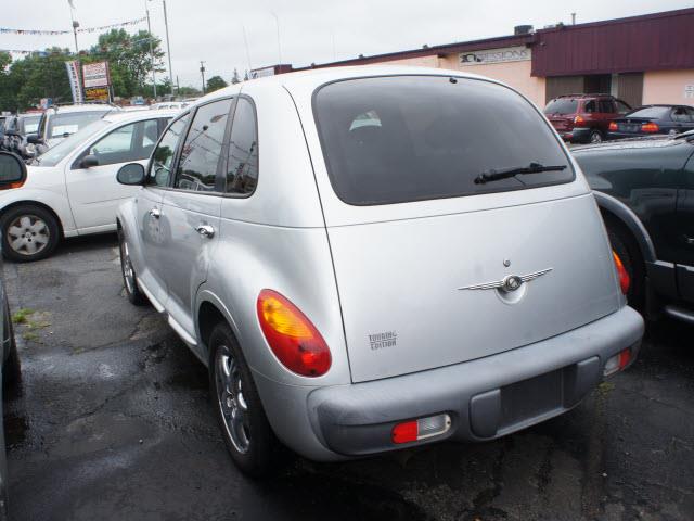 Chrysler PT Cruiser 2001 photo 1
