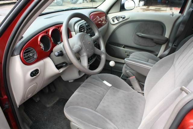 Chrysler PT Cruiser Base SUV