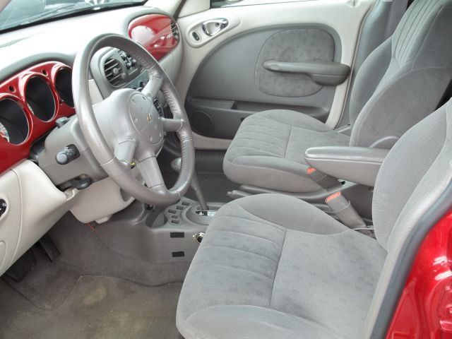 Chrysler PT Cruiser Base SUV