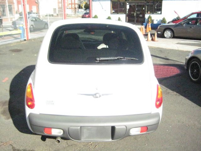 Chrysler PT Cruiser 2001 photo 3