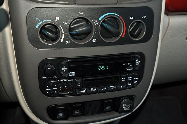 Chrysler PT Cruiser 2001 photo 2