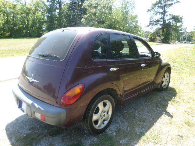 Chrysler PT Cruiser 2001 photo 2
