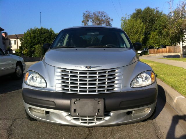Chrysler PT Cruiser 2001 photo 2