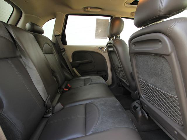 Chrysler PT Cruiser 2002 photo 2