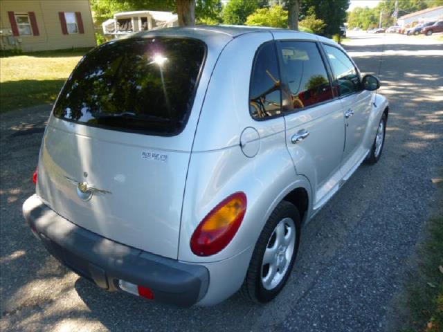 Chrysler PT Cruiser 2002 photo 1