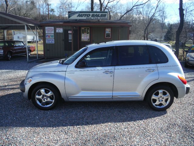 Chrysler PT Cruiser 2002 photo 2
