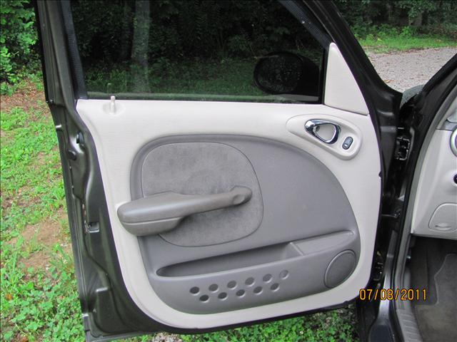Chrysler PT Cruiser 2002 photo 5