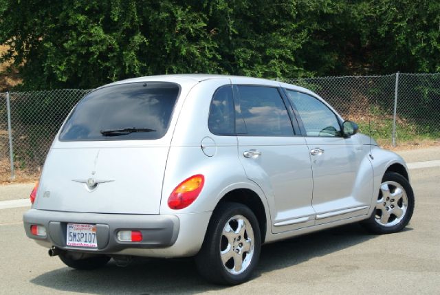 Chrysler PT Cruiser 2002 photo 1