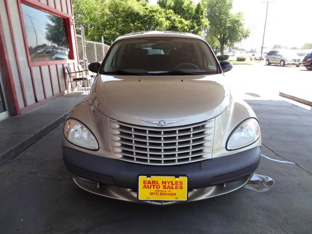 Chrysler PT Cruiser 2002 photo 3