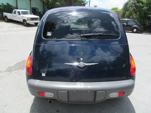 Chrysler PT Cruiser 2002 photo 2