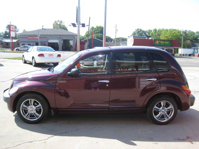 Chrysler PT Cruiser 2002 photo 1