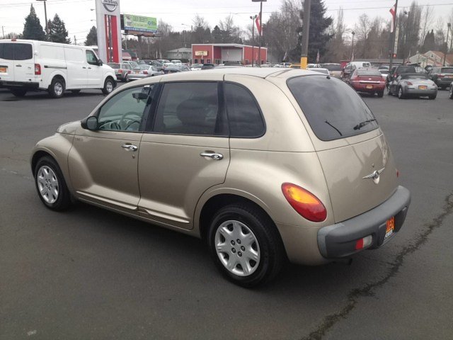 Chrysler PT Cruiser 2002 photo 2