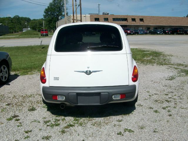 Chrysler PT Cruiser 2002 photo 3