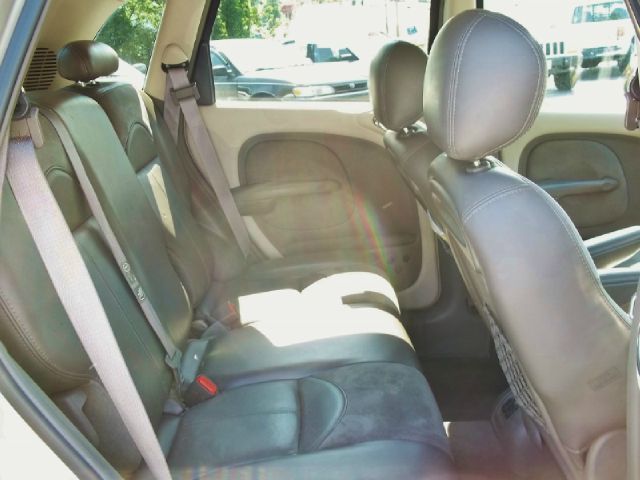 Chrysler PT Cruiser 2002 photo 1