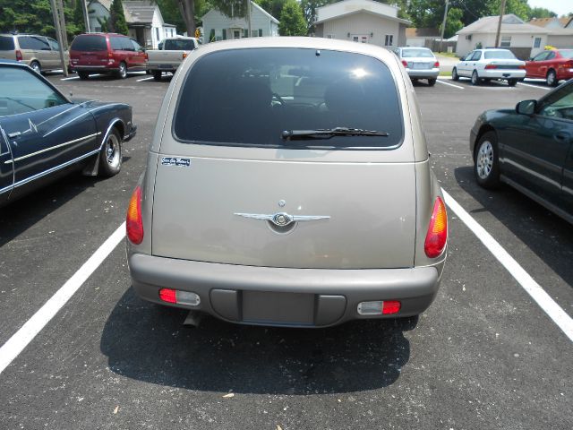 Chrysler PT Cruiser Base SUV