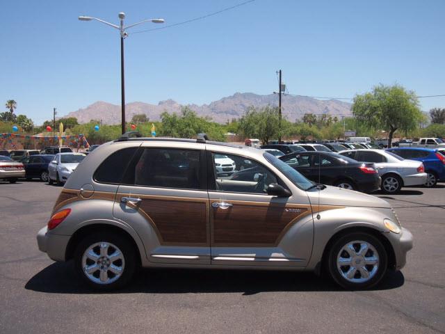 Chrysler PT Cruiser 2003 photo 2