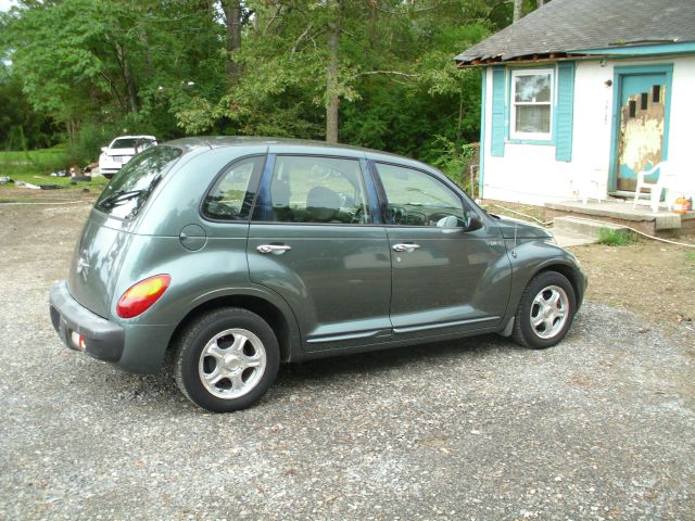 Chrysler PT Cruiser Base SUV