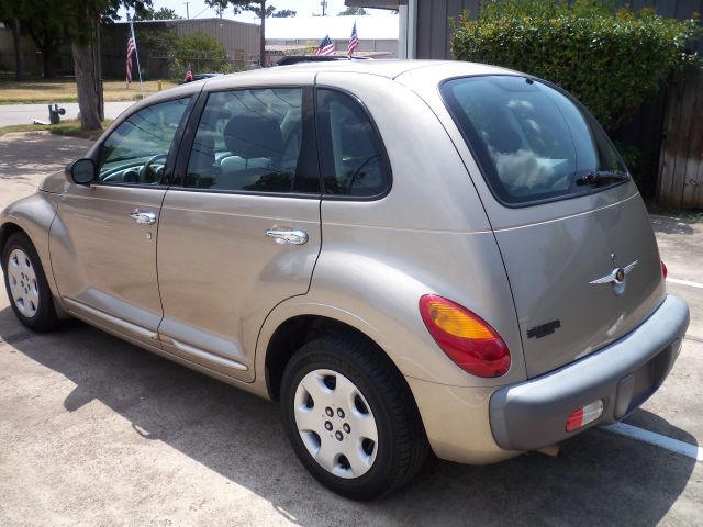 Chrysler PT Cruiser 2003 photo 2