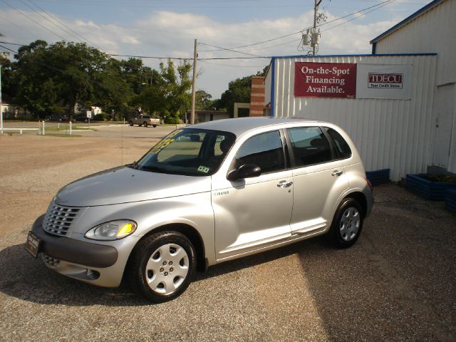 Chrysler PT Cruiser Base SUV