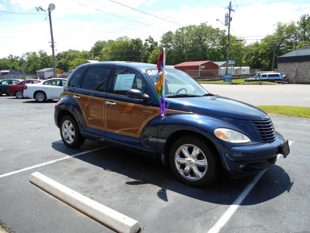 Chrysler PT Cruiser 2003 photo 2