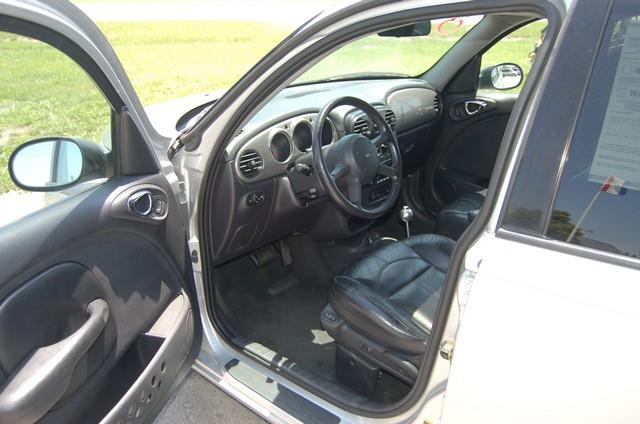 Chrysler PT Cruiser 2003 photo 2