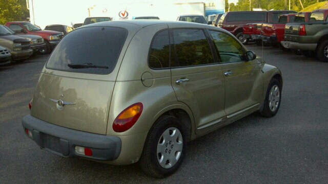 Chrysler PT Cruiser Base SUV