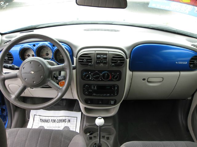 Chrysler PT Cruiser 2003 photo 8