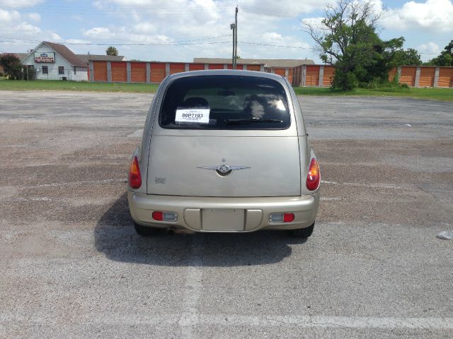 Chrysler PT Cruiser 2004 photo 1