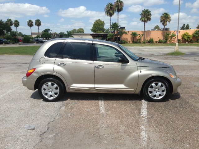 Chrysler PT Cruiser 2004 photo 3