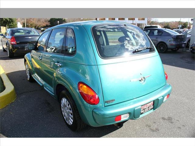 Chrysler PT Cruiser 2004 photo 2